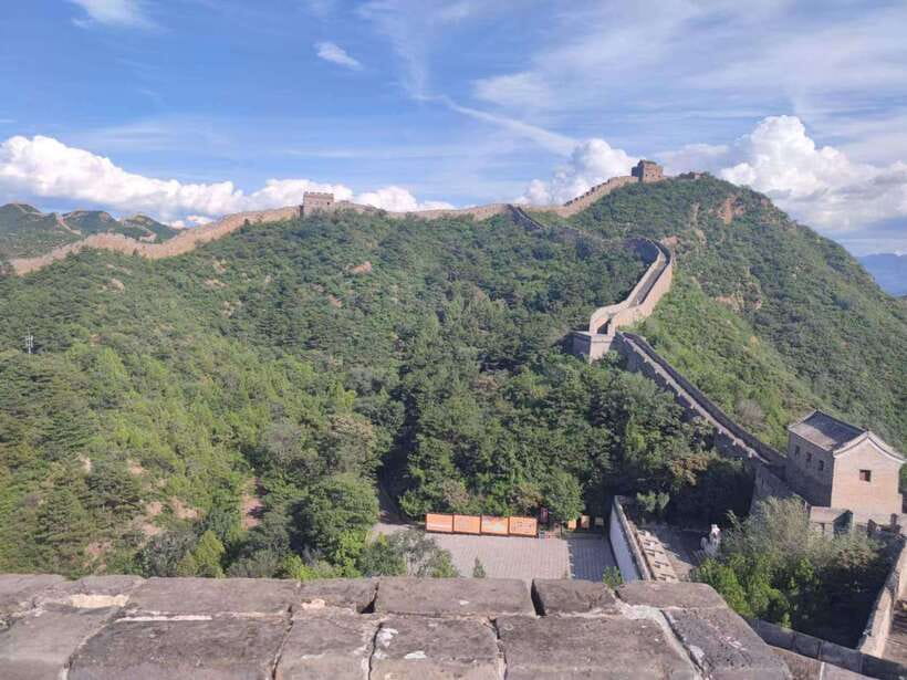 Beijing: Private Tour to Jinshanling Great Wall with Option - Arriving at Jinshanling
