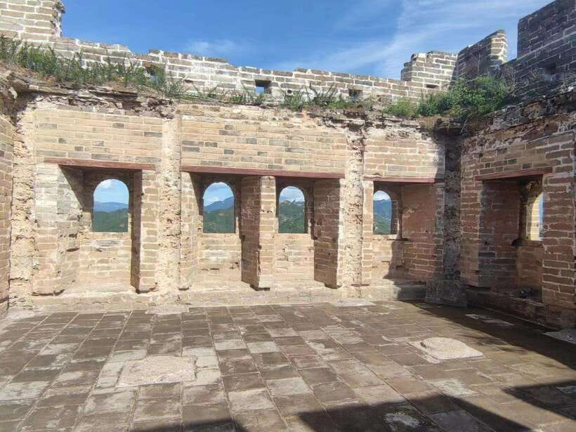 Beijing: Private Tour to Jinshanling Great Wall with Option - Three and a half to four hours on the wall