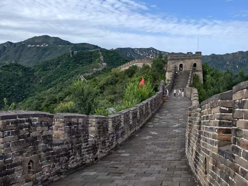 Beijing: Private Transfer to Great Wall & City Highlights - Why Mutianyu works well for a private Beijing day