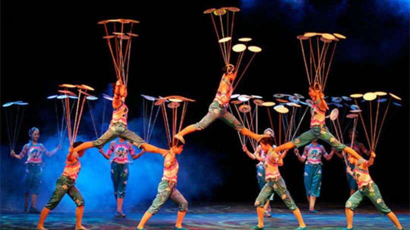 Beijing: Red Theatre Acrobatics Show Ticket-Local Must-See - Key points at a glance