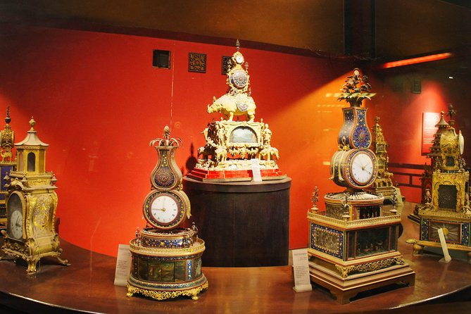 Beijing's Forbidden City with Special Viewing of Treasure Gallery and the Great Wall Ruins at Badaling - Jingshan Hill and the best view of the palace