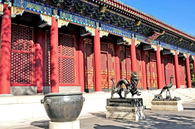 Beijing: Summer Palace Private Tour with Optional Activities - The five-hour version adds water and museums