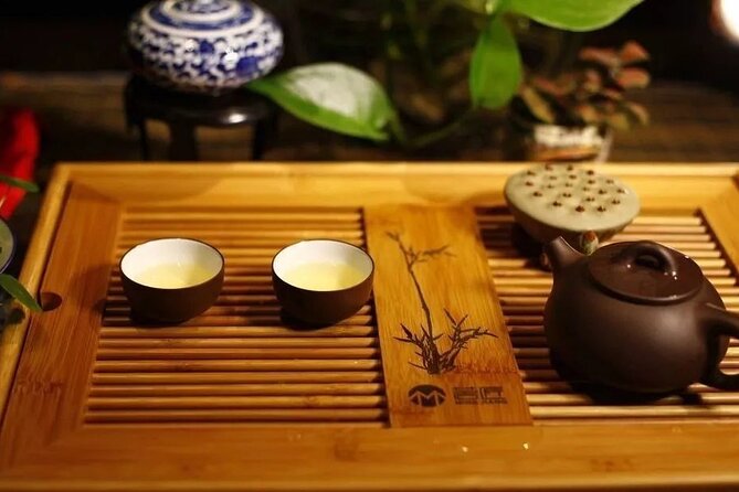 Beijing Tai Chi and Tea Ceremony Experience - Eric’s one-hour introduction to Tai Chi