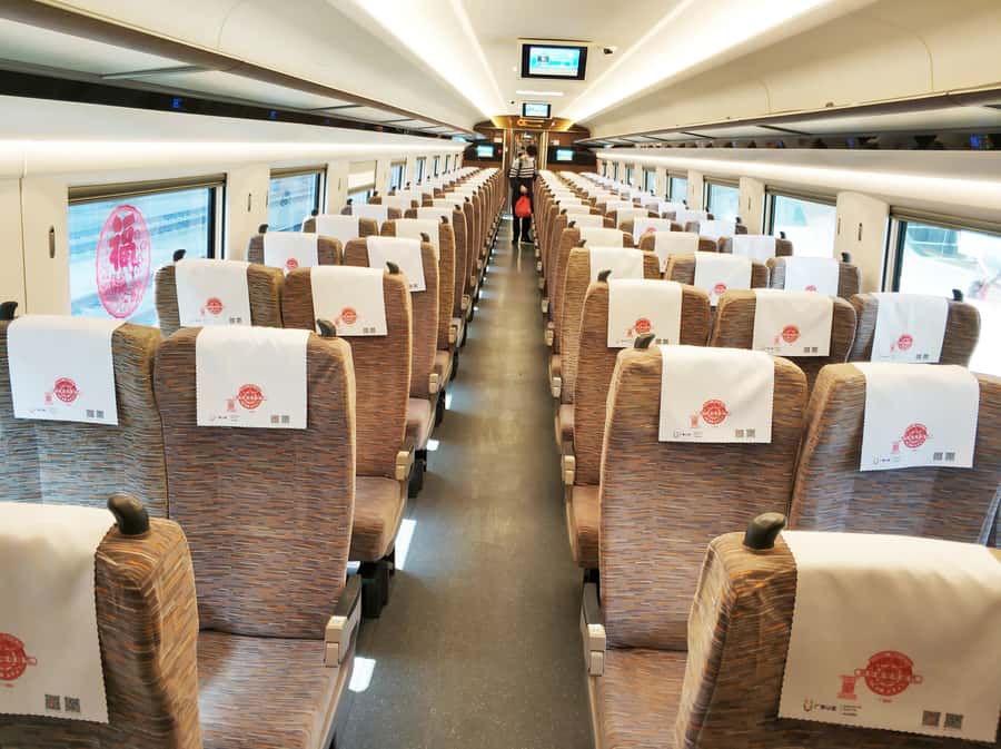 Beijing to Xi'an Terracotta Tour by Roundtrip Bullet Train - Meeting your Xian guide at Meeting Point 1