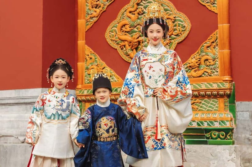 Beijing Traditional Hanfu Experience & Photoshoot for Groups - Who should book this experience?