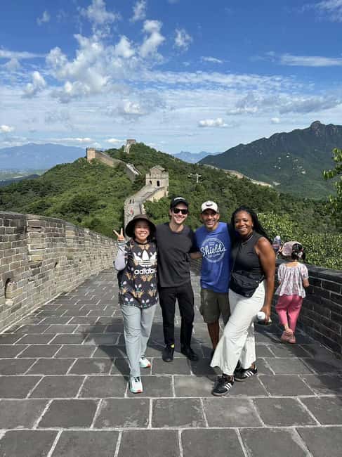 BusDa-Mutianyu Great Wall&Forbidden City Full-day Coach Tour - Guides, communication, and group style