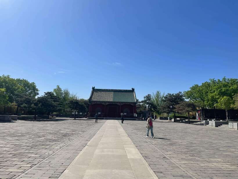 Chinese Kungfu class in old temple beside Forbidden Ci - Key points to know