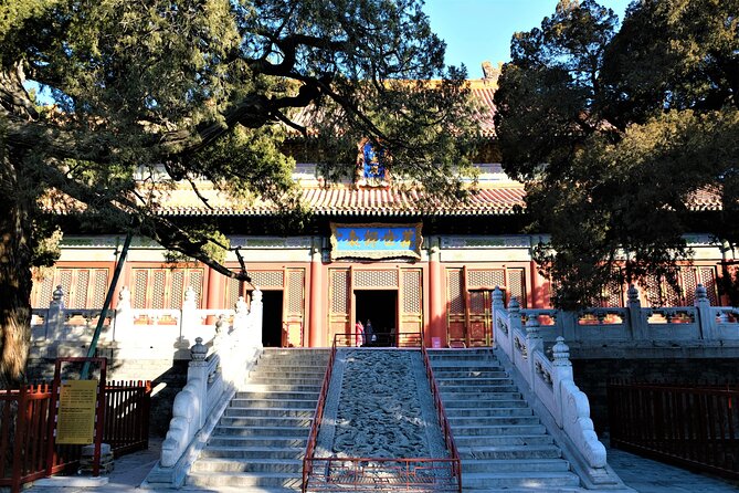Confucius Temple and Imperial College Entrance Ticket - Entering the Temple of Confucius