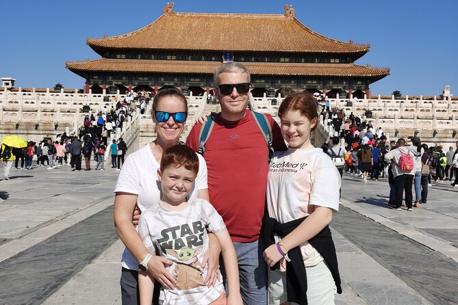 Explore Beijing's Tiananmen,Forbidden city andMutianyu with guide - Walking from Tiananmen Square to the Forbidden City