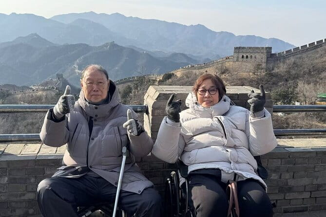 Full Day Guided Exploration of Beijing Badaling Great Wall - Meeting your guide and settling into the drive