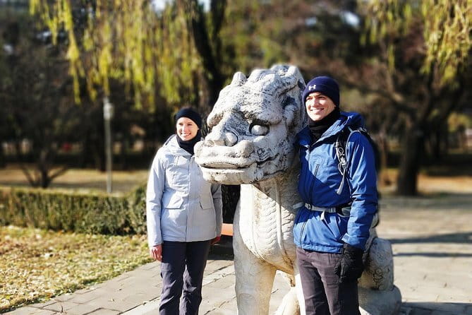 Full-Day Private Tour Panjiayuan Antique Market and Beijing Capital Museum - Reading Beijing through the Capital Museum