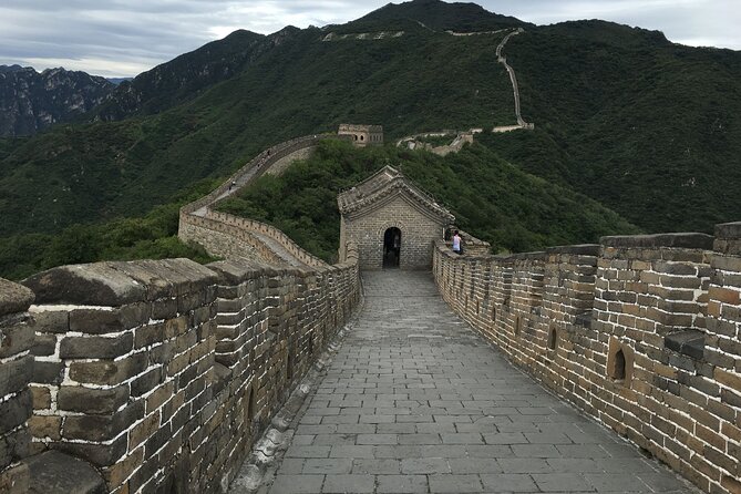 Full-Day Tour of Mutianyu Great Wall, Summer Palace - Four hours on the wall, and what that really means