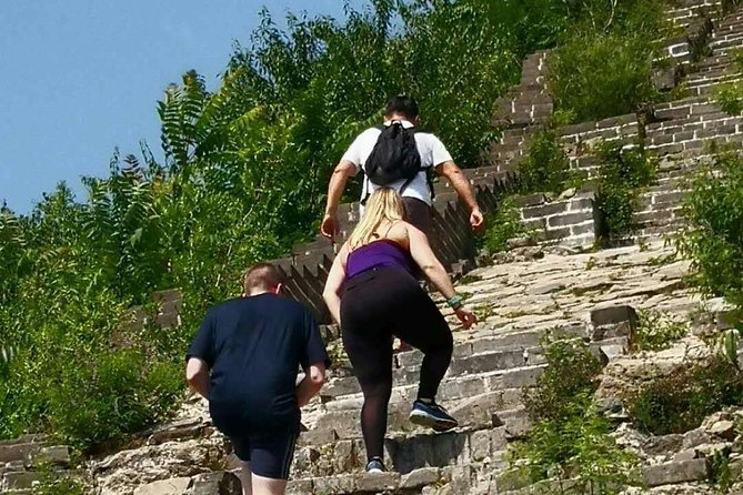 Huanghuacheng Great Wall Private Layover Guided Tour - Meeting your guide and getting on the road