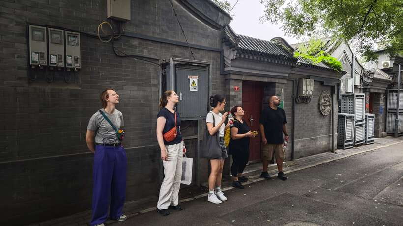 Hutong Walking Tour: Discover Real Beijing without Crowds - The café break and a taste of Beijing