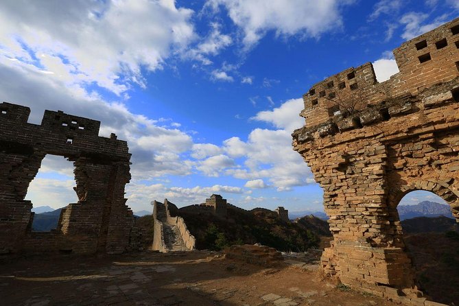 Jinshanling Great Wall Hiking: Guide/Driver Package with Tickets - Who should book this Jinshanling day?