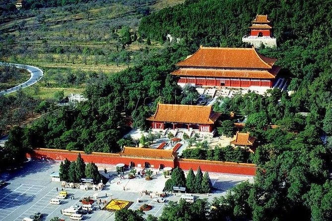 Ming Tombs Sacred Way & Underground Palace & Water Wall P Tour - The drive to Huanghuacheng and the water below