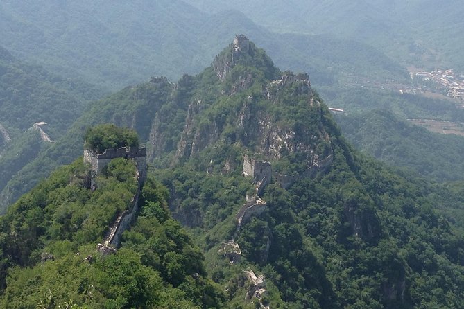 Mini Group: One-Day Jiankou to Mutianyu Great Wall Hiking Tour - The highest Jiankou towers and the rough ridge walk