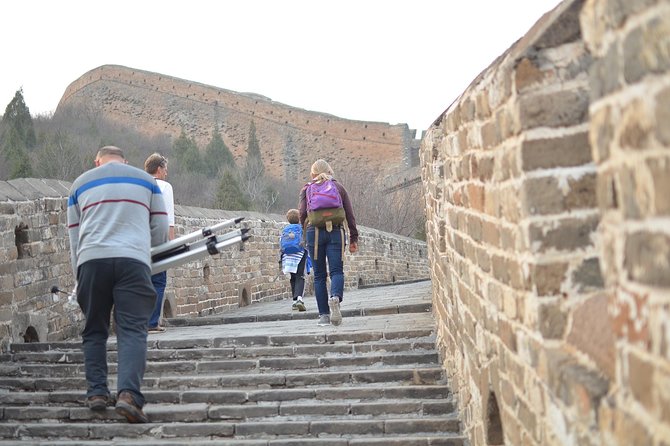 Mini Group: Simatai West to Jinshanling Great Wall Hiking Tour - Three hours among watchtowers and mountain views