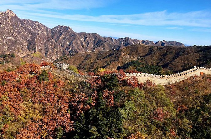Mutianyu and Huanghuacheng Great Wall Private Tour with English Speaking Driver - What Mutianyu gives you that Huanghuacheng does not