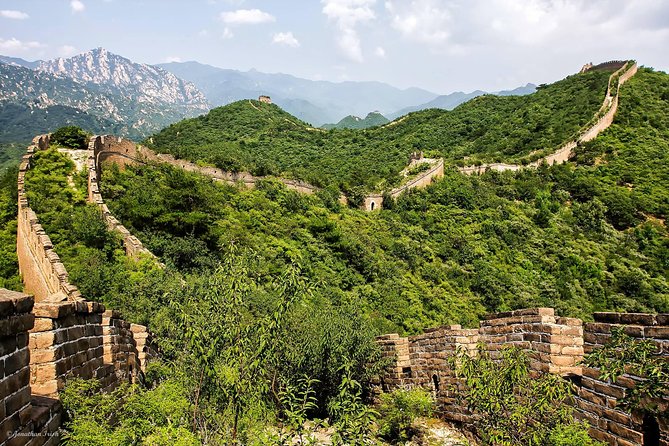Mutianyu Great Wall Private Tour With an English Speaking Driver - Why Mutianyu works well for a private day