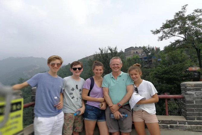 Mutianyu Great Wall Private Trip with English Speaking Driver - Meeting your English-speaking driver in Beijing