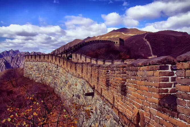Mutianyu GreatWall BusTour - How the guide and group format affect the day