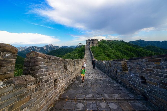 Mutianyu Wall Cable Car/Toboggan Ticket+Transfer&Guide Option - Your private ride from a Beijing hotel
