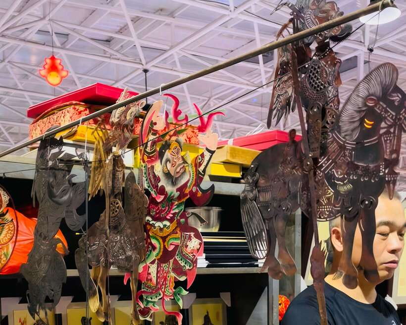 Night Market Haggling Adventure with an English Guide! - Practical details that matter