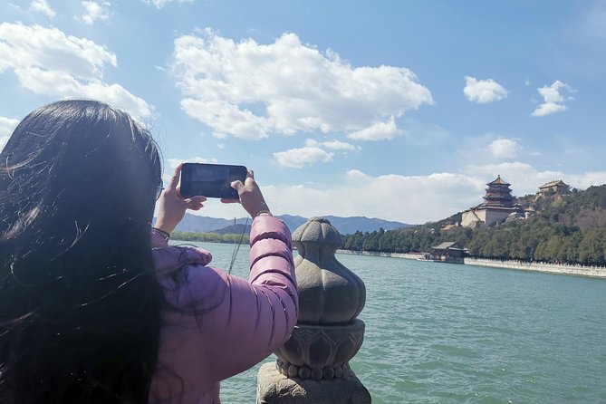 Panda House, Temple of Heaven, Lama Temple, Summer Palace & Lunch - Summer Palace: imperial gardens and long walking routes