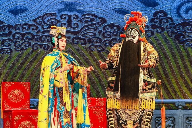 Peking Opera at Liyuan Theater Tickets - Painted faces and the visual language of opera