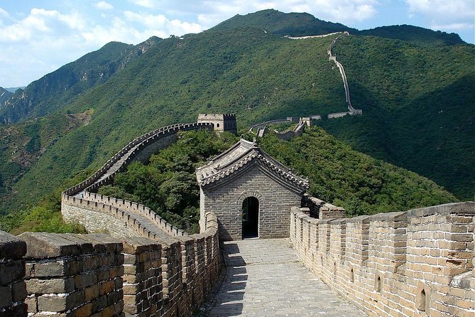 Private All-Inclusive Day Trip to Great Wall, Tian'anmen Square and Forbidden City - A traditional Chinese lunch in the middle of the day