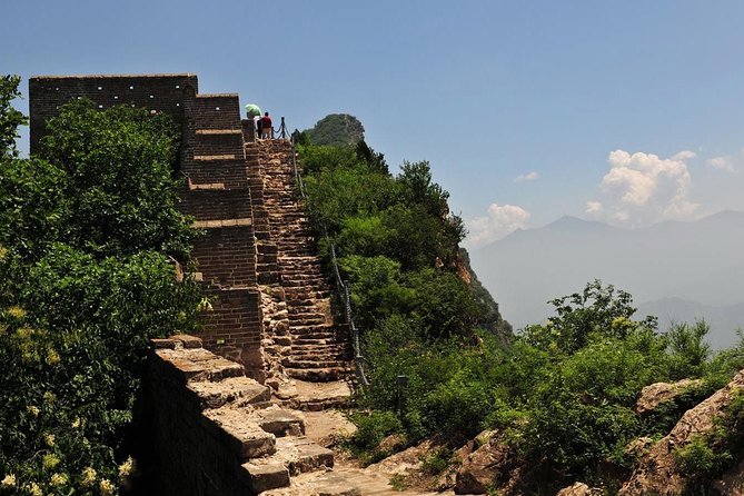 Private Beijing Transfer: Simatai Great Wall and Gubei Water Town - Gubei Water Town before the lights come on