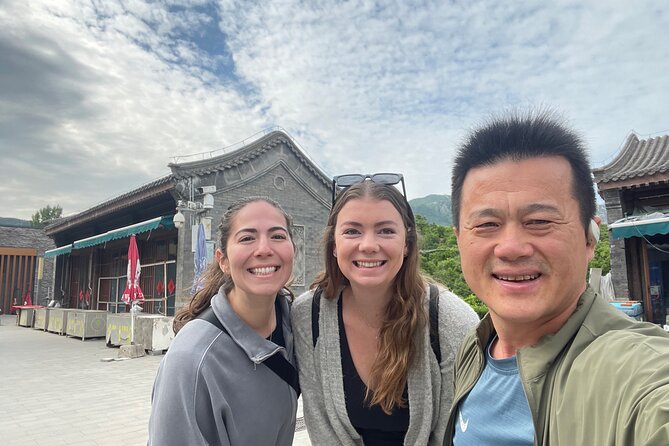 Private Car And Driver Service For Beijing City Tours - The vehicle, driver, and waiting service
