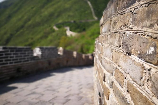 Private Day Tour of Mutianyu/Badaling Great Wall w/VIP Fast Pass - Mutianyu: scenic views and a ride down