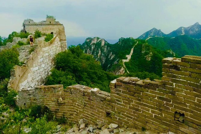 Private Full-Day Great Wall of China Hiking Tour from Jiankou to Mutianyu - Language, Pace, and Guide Expectations