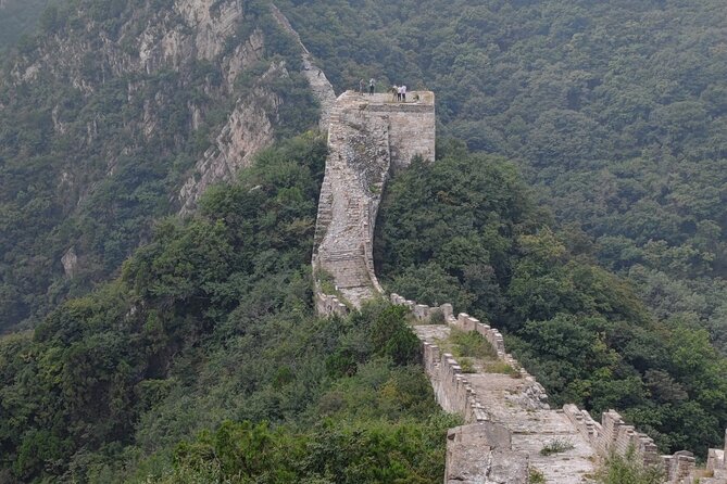 Private Great Wall Hiking Tour: Jiankou to Mutianyu - Crossing from wild stonework to restored Mutianyu