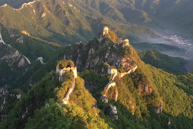 Private Hiking Tour From Jiankou To Mutianyu - Walking up to Jiankou’s Due North Tower