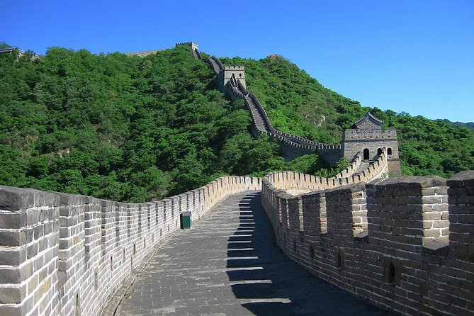 Private Huanghuacheng Great Wall Hiking Tour from Beijing with Local Tasty lunch - The first 50 steps set the tone