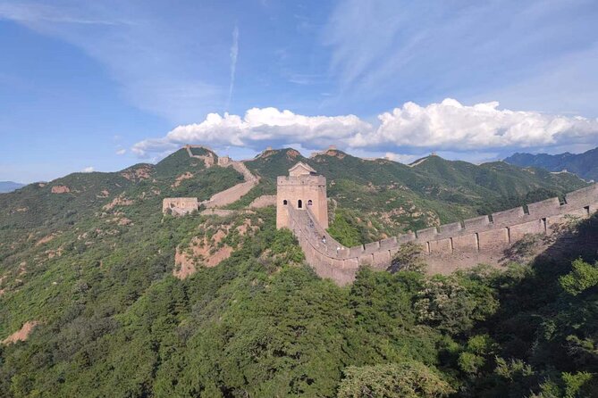 Private Jinshanling Great Wall Hiking Tour - Entering the wall at the Medial Gate or main entrance