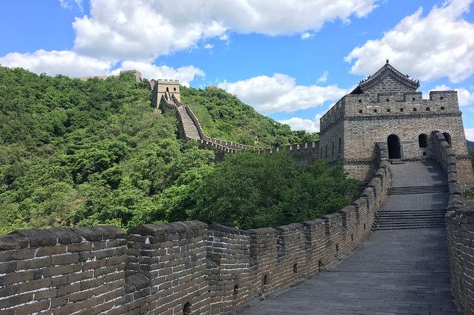 Private layover tour to the Great Wall at Mutianyu - What the driver does for you