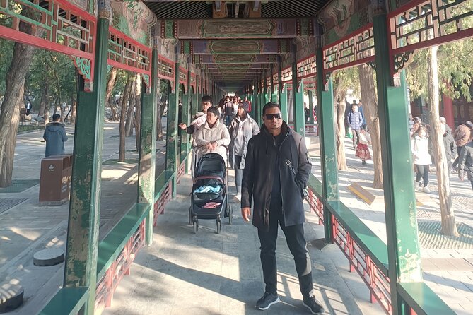 Private Mutianyu Great Wall and Summer Palace Layover or Day Tour - A private guide who shapes the experience