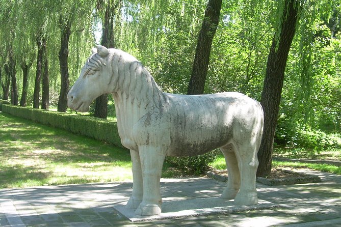 Private Mutianyu Great Wall & Ming Tombs: Transfer or Guided Tour - The Route To The Ming Tombs