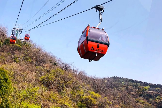 Private Mutianyu Great Wall Tour from Beijing - Lunch, restaurants, and local shopping
