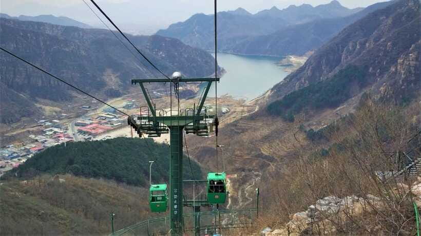 Private Shilinxia Cantilever Viewing Platform Transfer/Tour - What the guide adds to a day like this