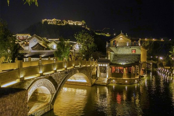 Private Simatai Great Wall and Gubei Water Town Night Tour from Beijing - Going up to Simatai as the light fades