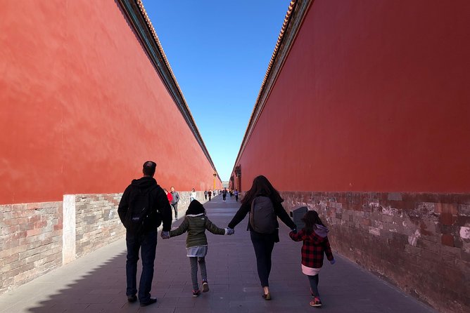 Private Tiananmen Square, Forbidden City and Great Wall Tour - Two hours on the Mutianyu Great Wall