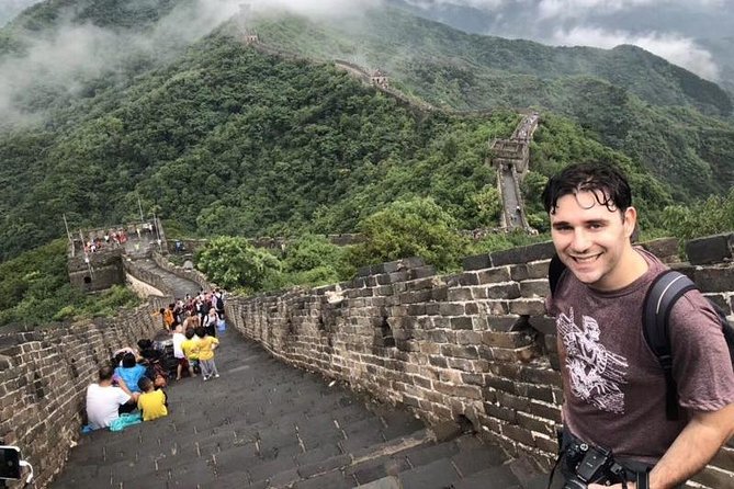 Private Tour: Mutianyu/Badaling Great Wall and Temple of Heaven - A private route from imperial ritual to mountain walls