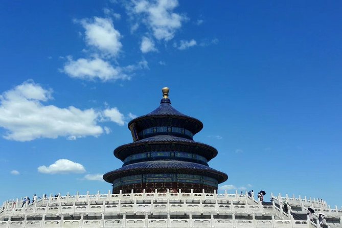 Private Tour: Temple of Heaven with Roast Duck and Acrobatic show - What the private format is really worth