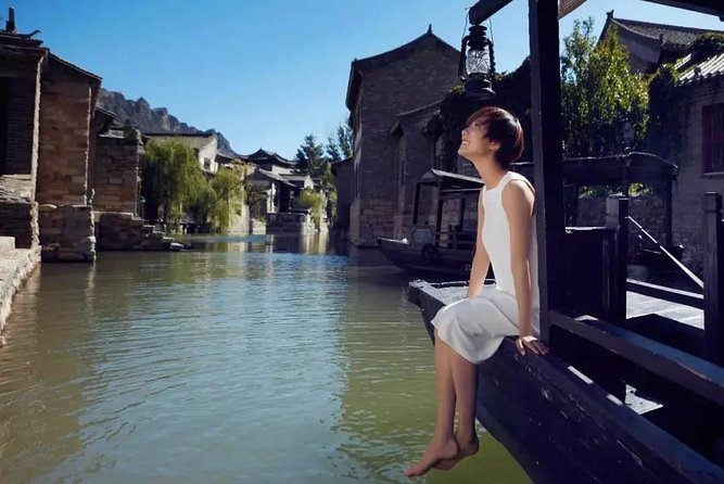 Private Tour to Gubei Water Town and Simatai Great Wall with Cable Car and Lunch - Simatai Great Wall by cable car