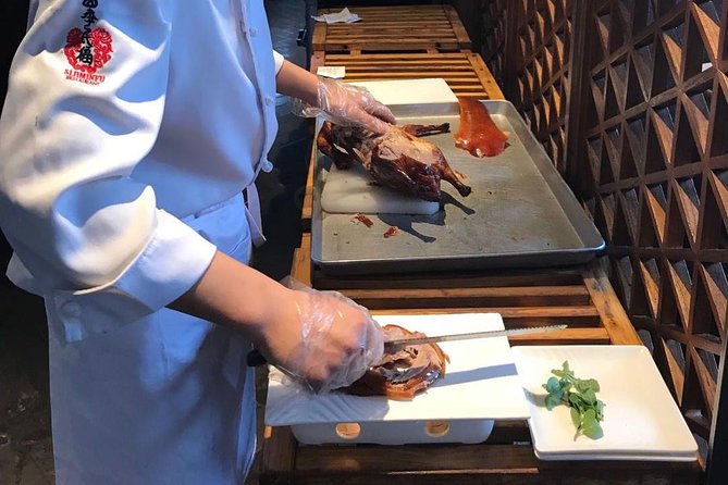 Private Tour to Pearl Market Acrobatic Show & Peking Duck Dinner - Is $158 a fair price?